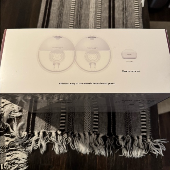 Momcozy M5 portable breast pump - Picture 3 of 5